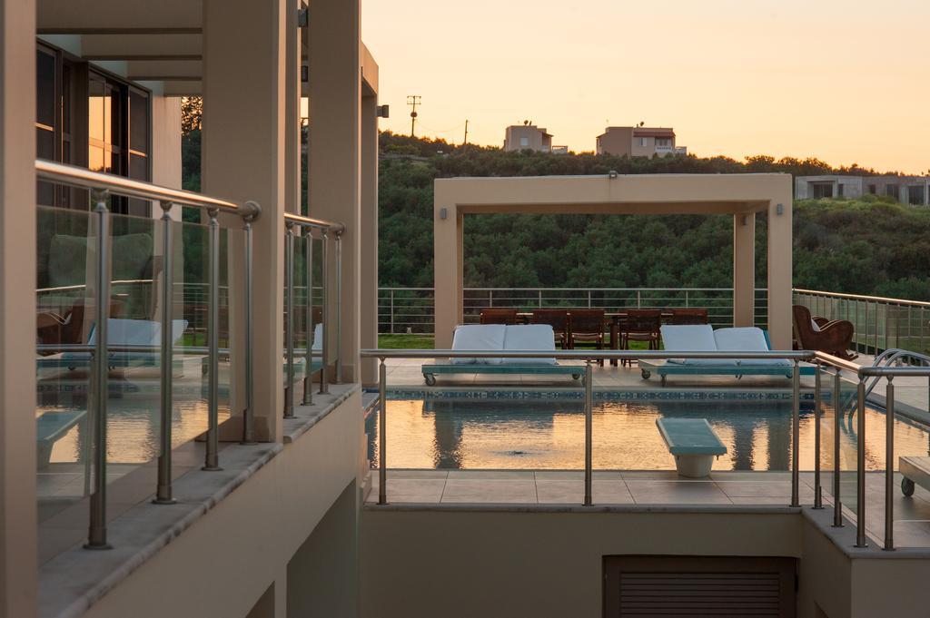 Villa Prigipessa Agia Marina Exteriör bild
