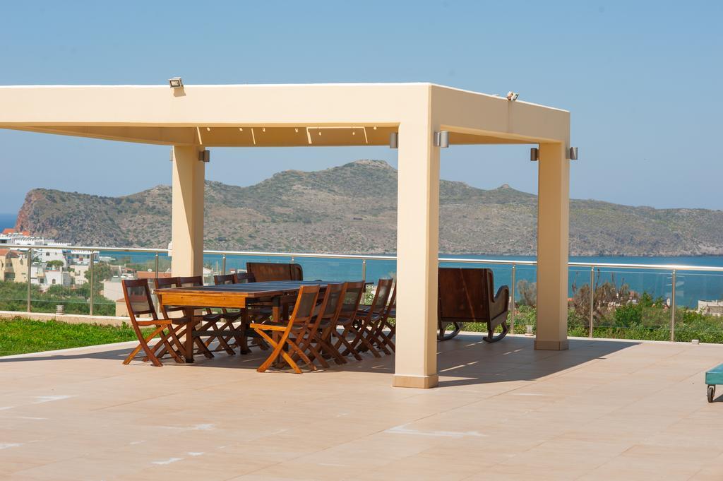 Villa Prigipessa Agia Marina Exteriör bild